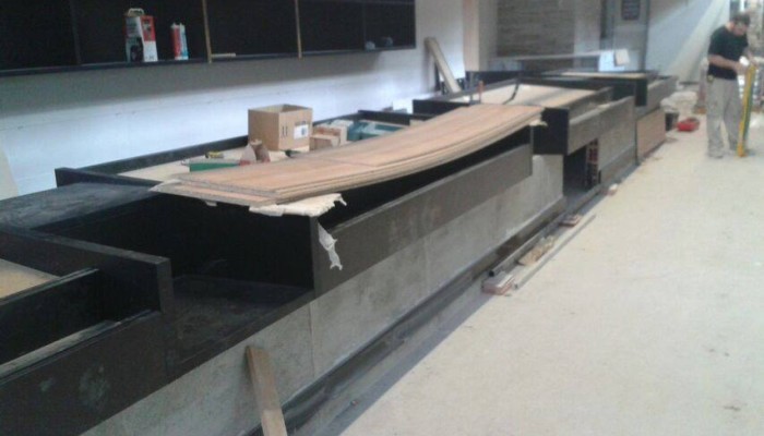 Mostradors de fusta a mida per botiga Fruiteria Lluís Macià